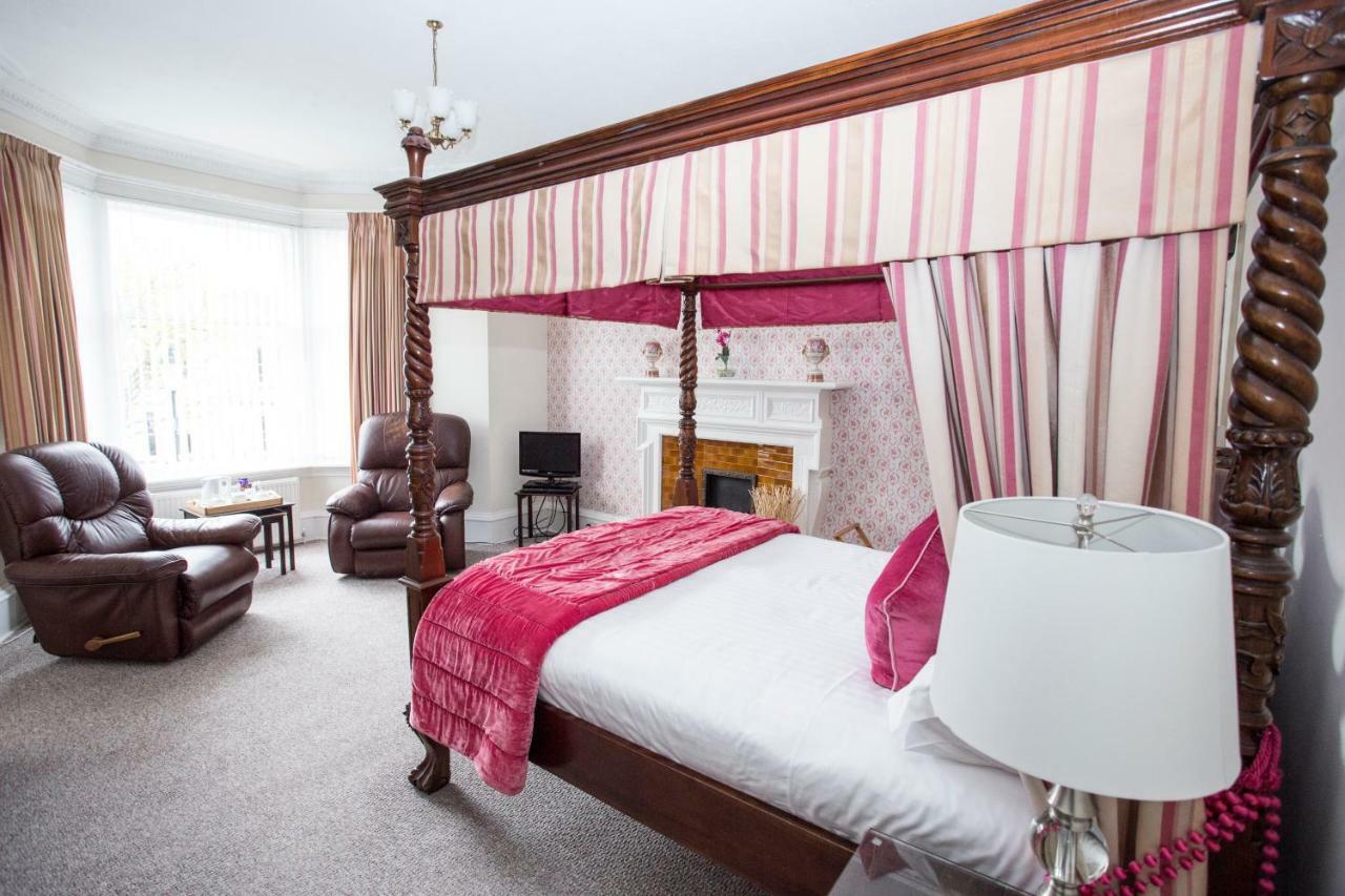 26 The Crescent - Guest House Ayr Esterno foto