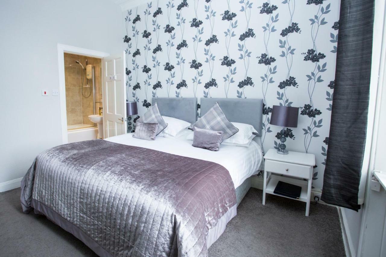 26 The Crescent - Guest House Ayr Esterno foto